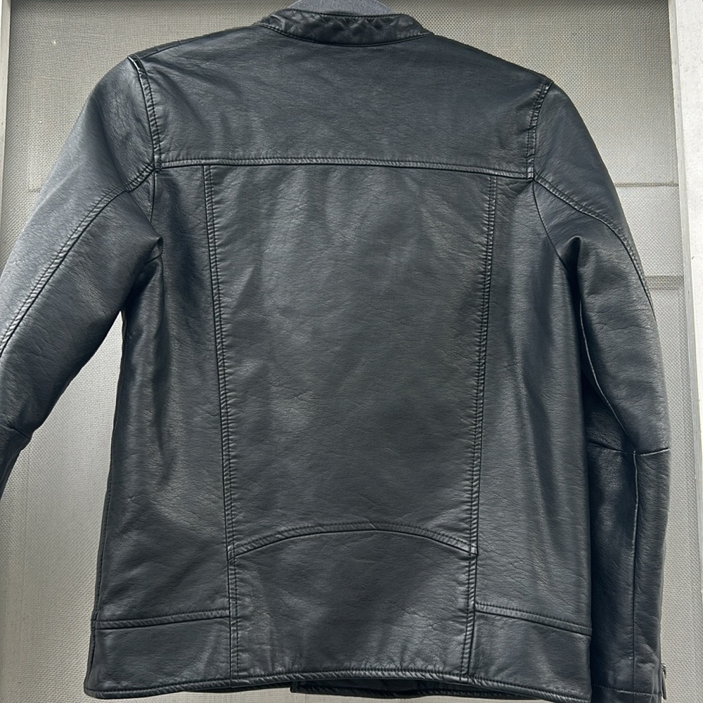 Jacket - Picture 5 of 10